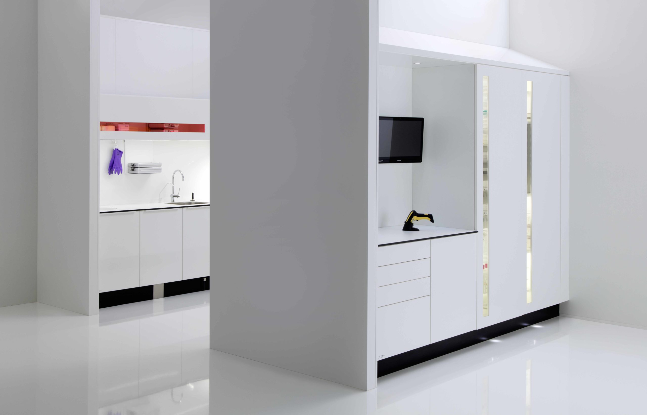 sterilization cabinets